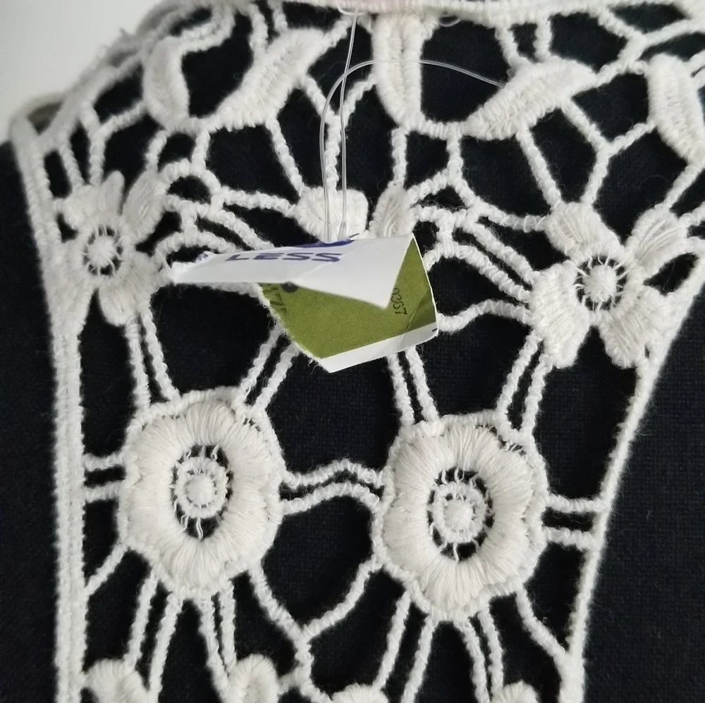 NWT Cute coverlet for beachwear or over a Tshirt for another spring layer - Picture 6 of 7